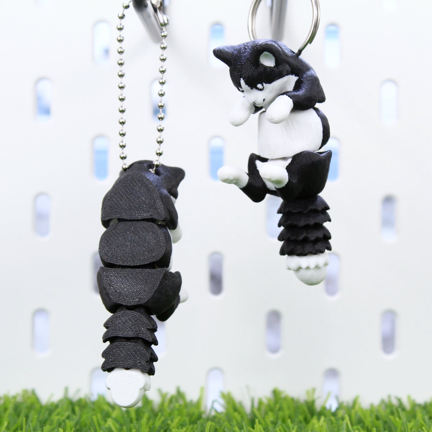 Articulating Cat Keychains 3D Printed (2 Pack)